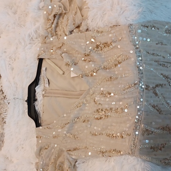 NWT Mac Duggal Sequined V Neck Short Flutter Sleeve Midi Dress SZ 2 in Oyster - Picture 8 of 16